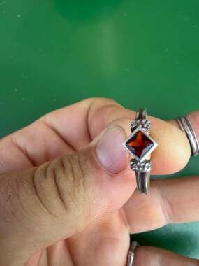 Sterling Silver 925 Square Cut Garnet Ring with Rope Texture Details